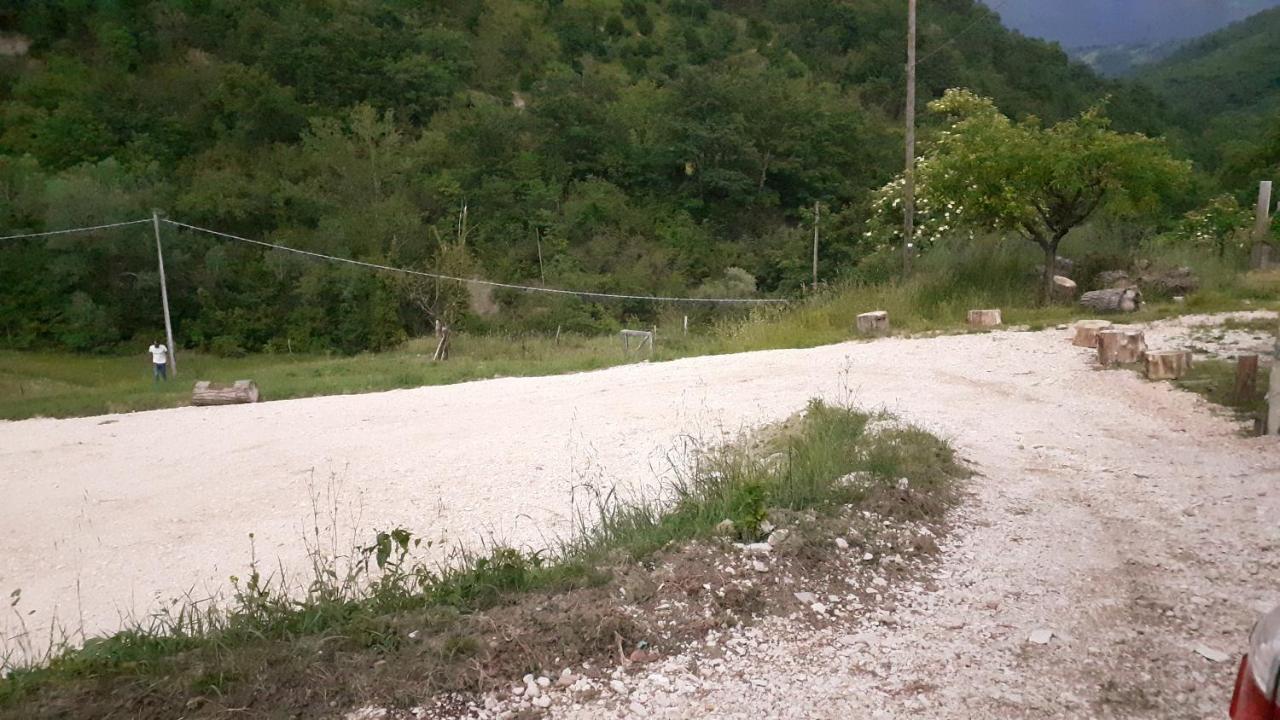 Agriturismo Marcofrate, A Retreat In The Nature Valtopina Екстер'єр фото